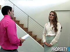 Cutie Natalie Brooks se enamora de Cupido por su flecha y tiene sexo con él