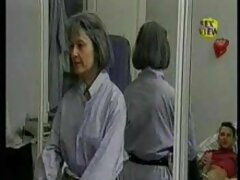 Ava seduce a Xander en un trío caliente
