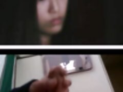 Asiático chica está lamiendo enorme dick