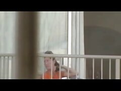 Rubia tetona se folla a un chico casado