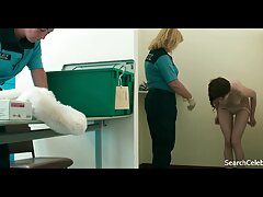 Chica pelirroja hace garganta profunda apasionadamente