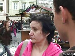 Hermosas lesbianas están haciendo el amor