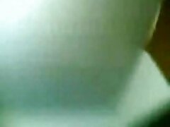 Polluelo porno Phoenix Marie a tope mejilla intermitente